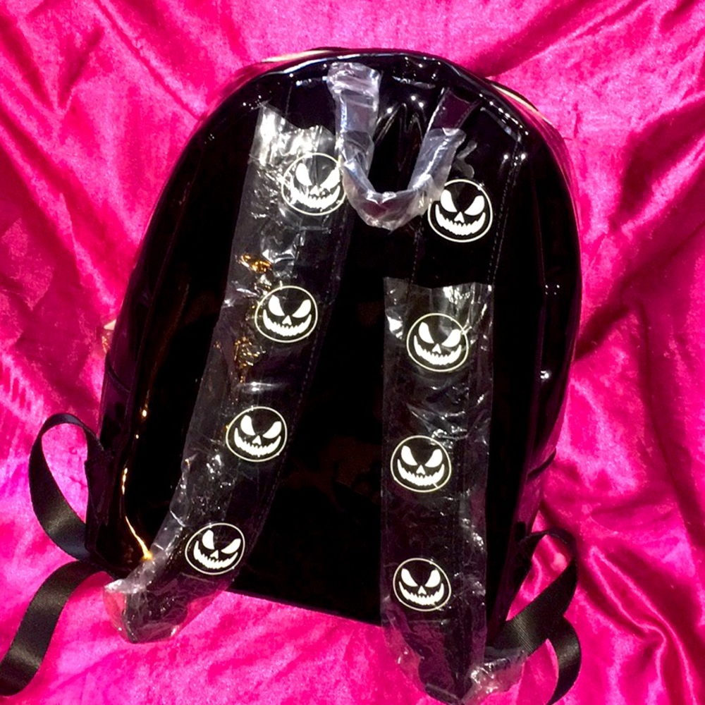 Pumpkin Backpack 🖤🎃✨🕷 - Picture 2 of 5